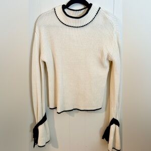 FEW MODA NEW YORK Chic Cream Sweater with Black Trim Bows, Size S